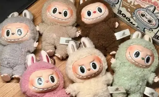 عروسک لبوبو